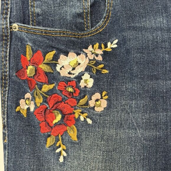 Kensie Jeans Women's Size 4/27 Floral Embroidered Slim Leg Jeans High Rise Denim - Picture 5 of 16